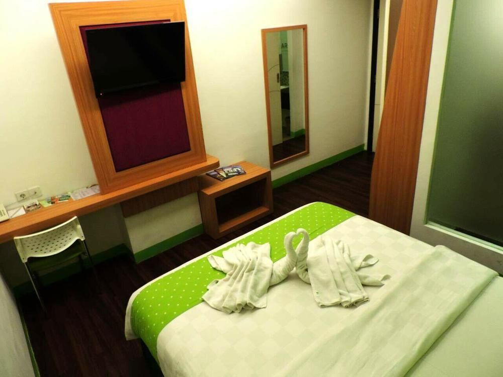 Arbor Biz Hotel Makasar Zewnętrze zdjęcie