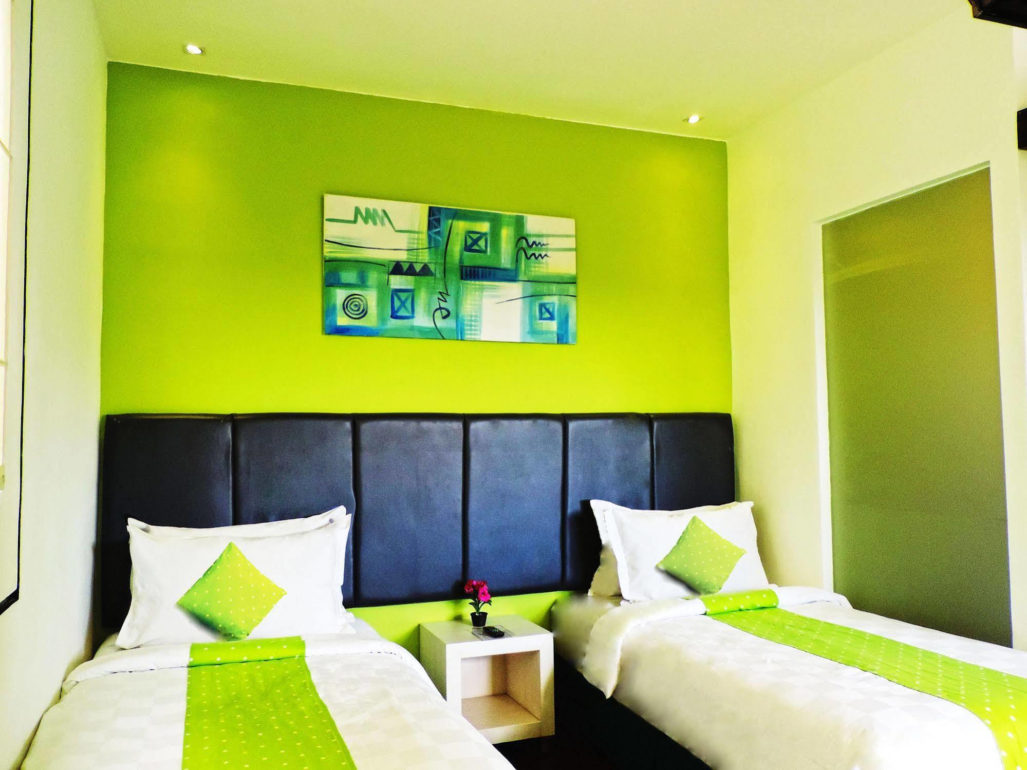 Arbor Biz Hotel Makasar Zewnętrze zdjęcie