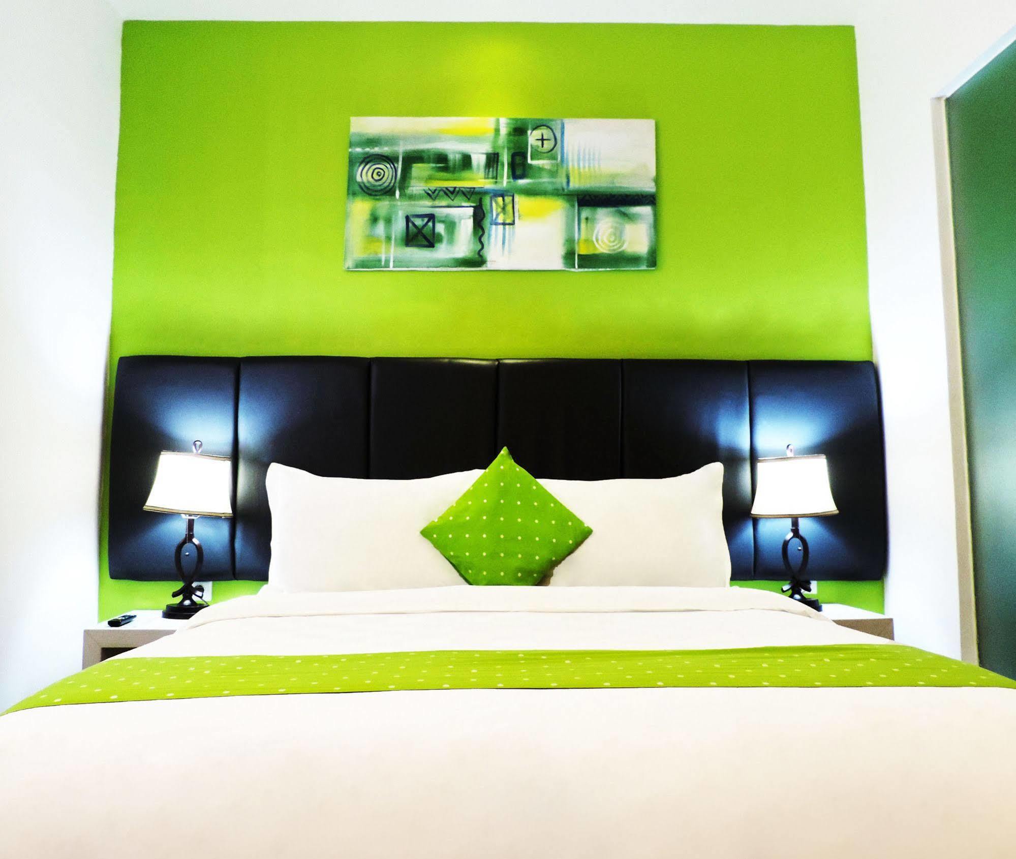 Arbor Biz Hotel Makasar Zewnętrze zdjęcie