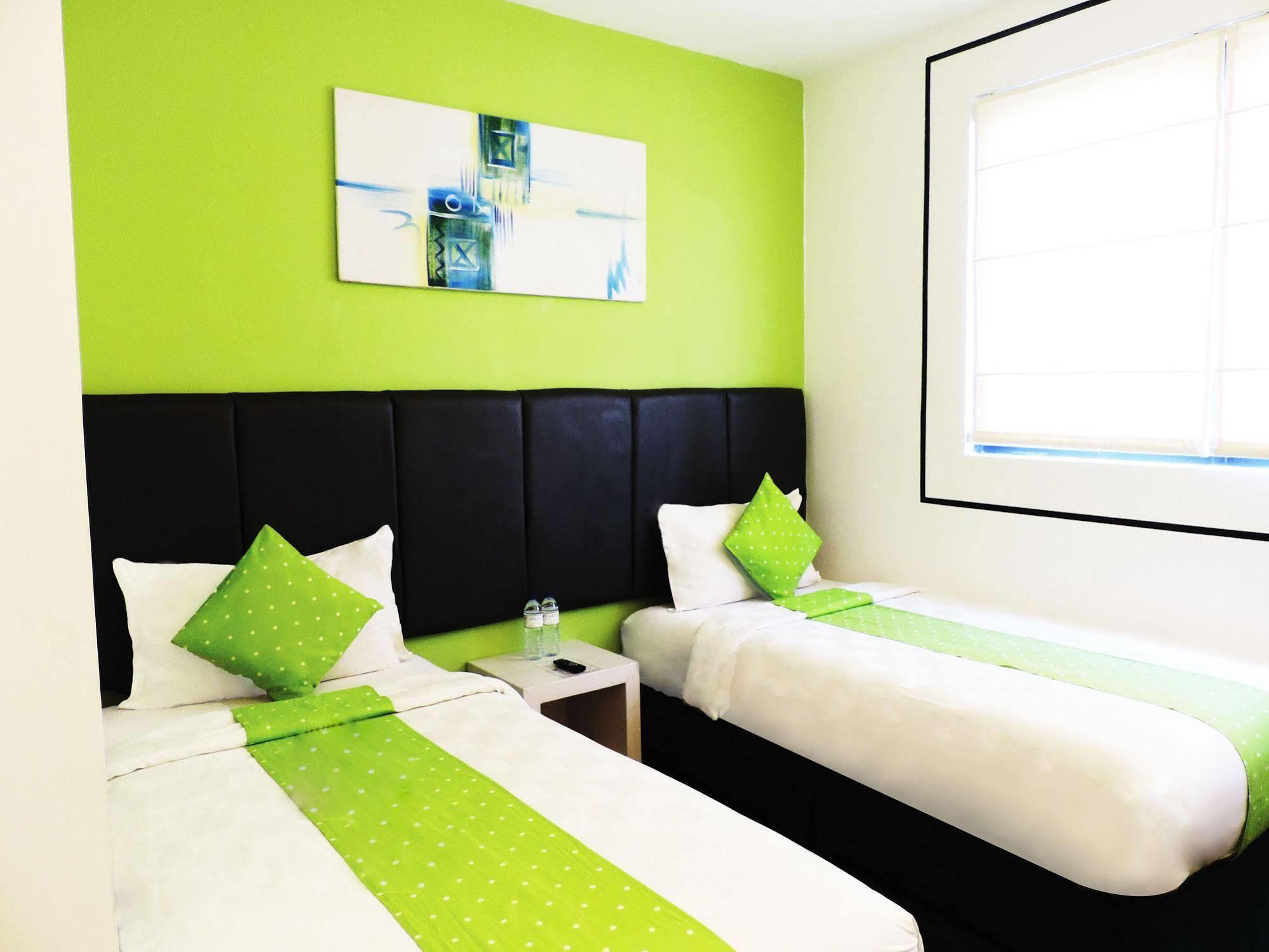 Arbor Biz Hotel Makasar Zewnętrze zdjęcie