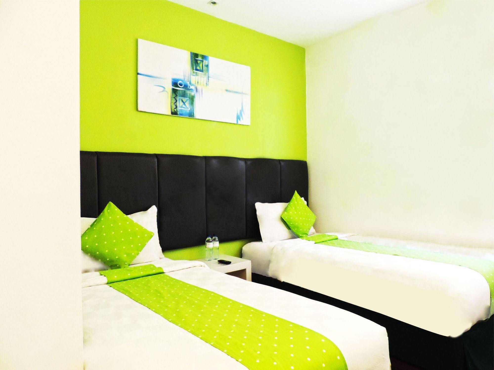 Arbor Biz Hotel Makasar Zewnętrze zdjęcie