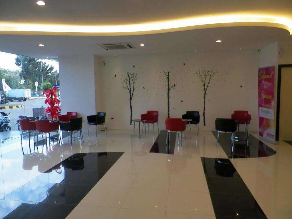 Arbor Biz Hotel Makasar Zewnętrze zdjęcie