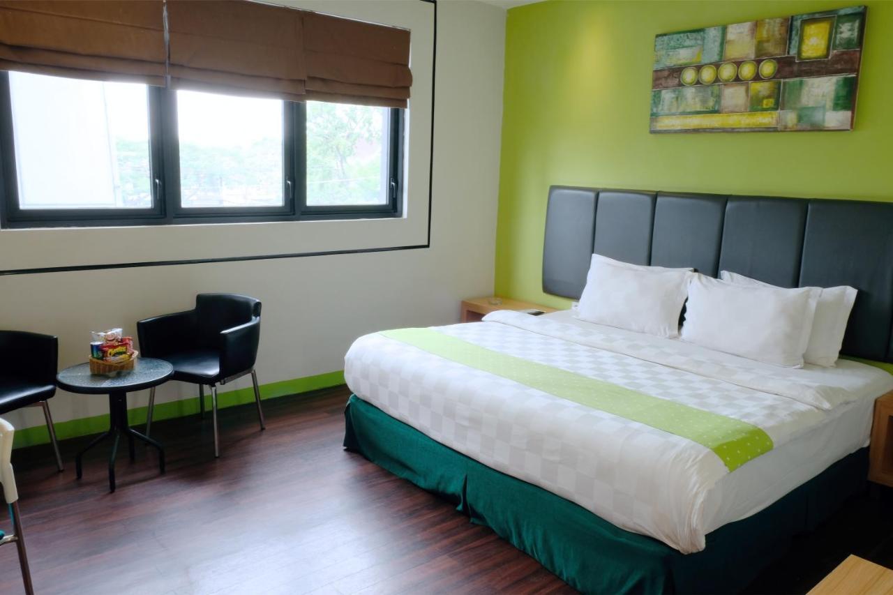 Arbor Biz Hotel Makasar Zewnętrze zdjęcie