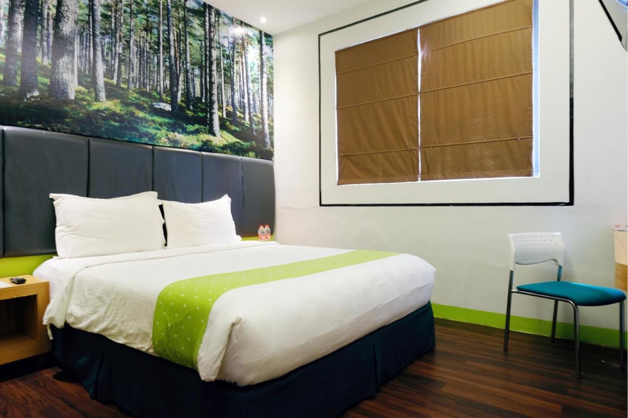 Arbor Biz Hotel Makasar Zewnętrze zdjęcie